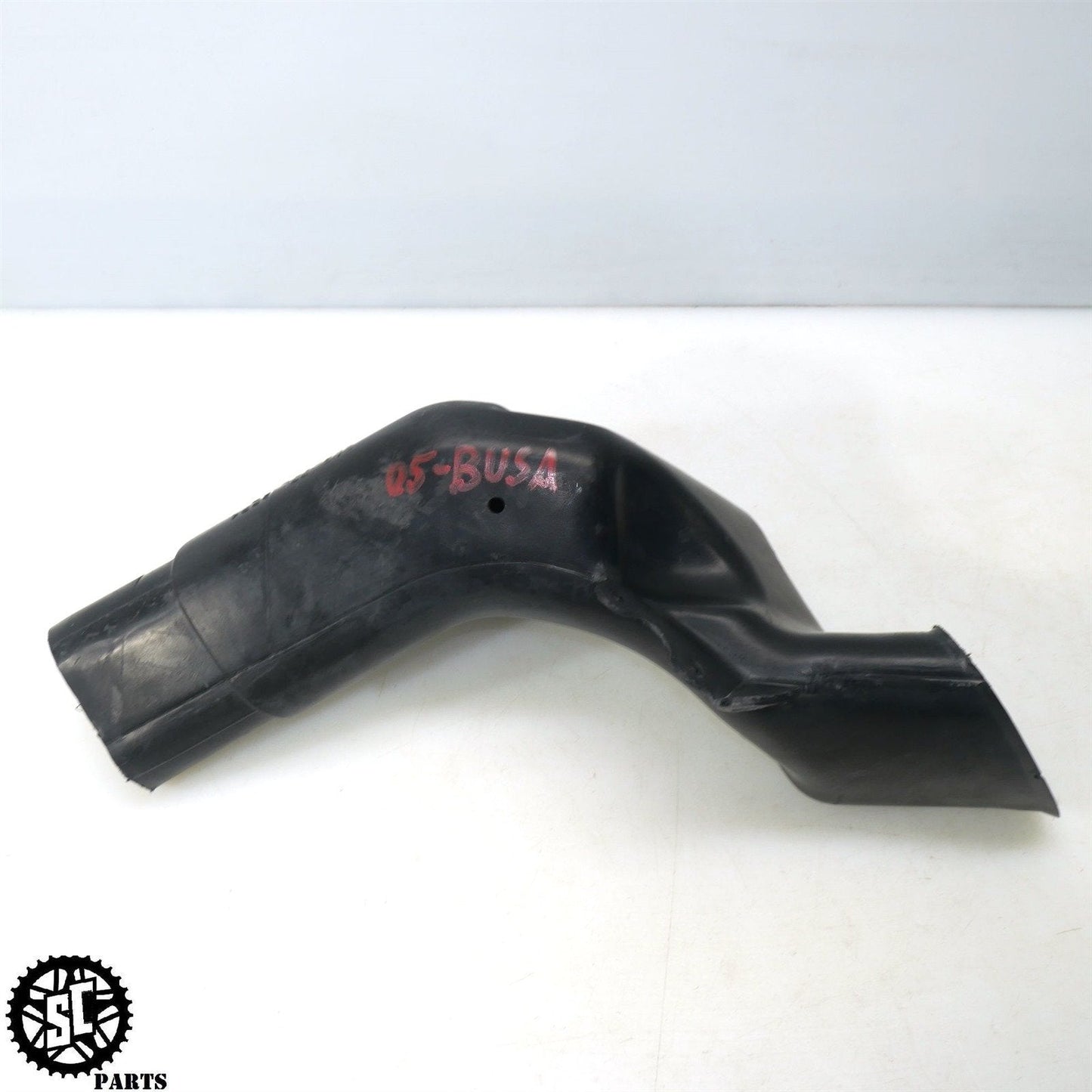 2005 SUZUKI HAYABUSA LEFT AIR TUBE DUCT S08