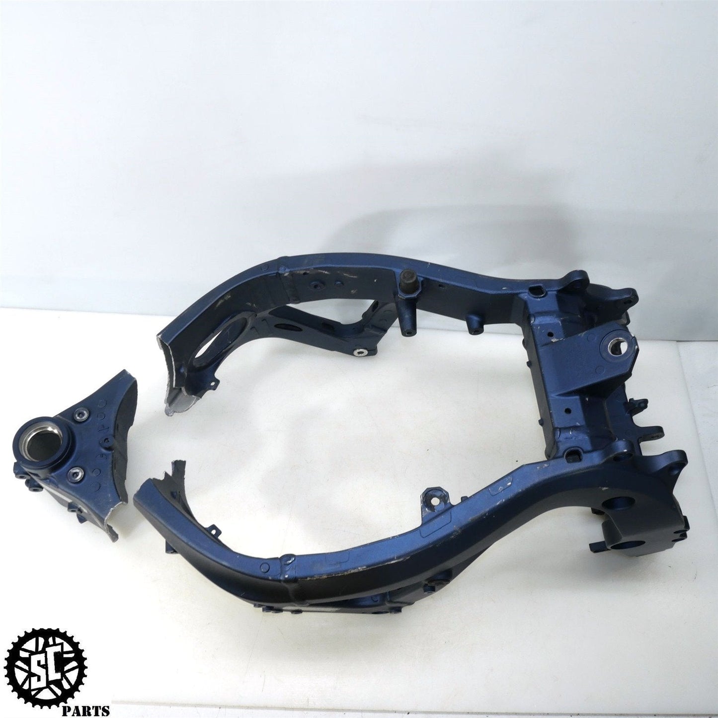 11-23 SUZUKI GSXR 600 750 FRAME CHASSIS NON REP S61