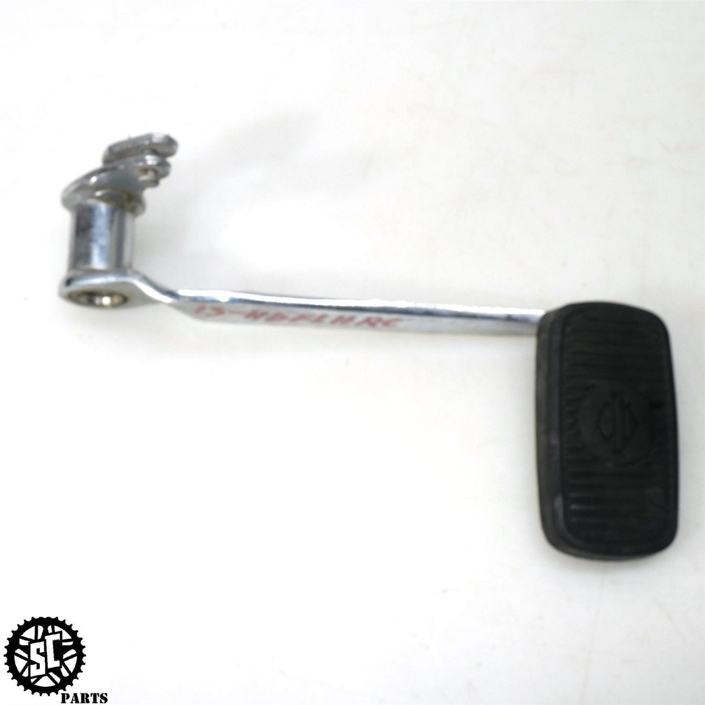 09-13 HARLEY DAVIDSON ROAD KING REAR BRAKE PEDAL HD11