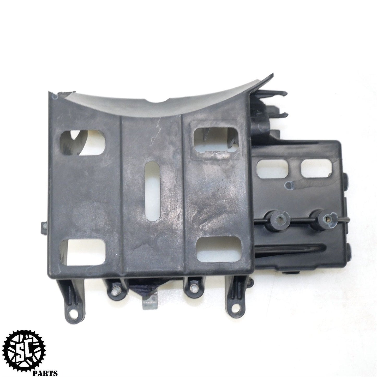 09-13 HARLEY DAVIDSON ROAD KING BATTERY BOX TRAY HD11