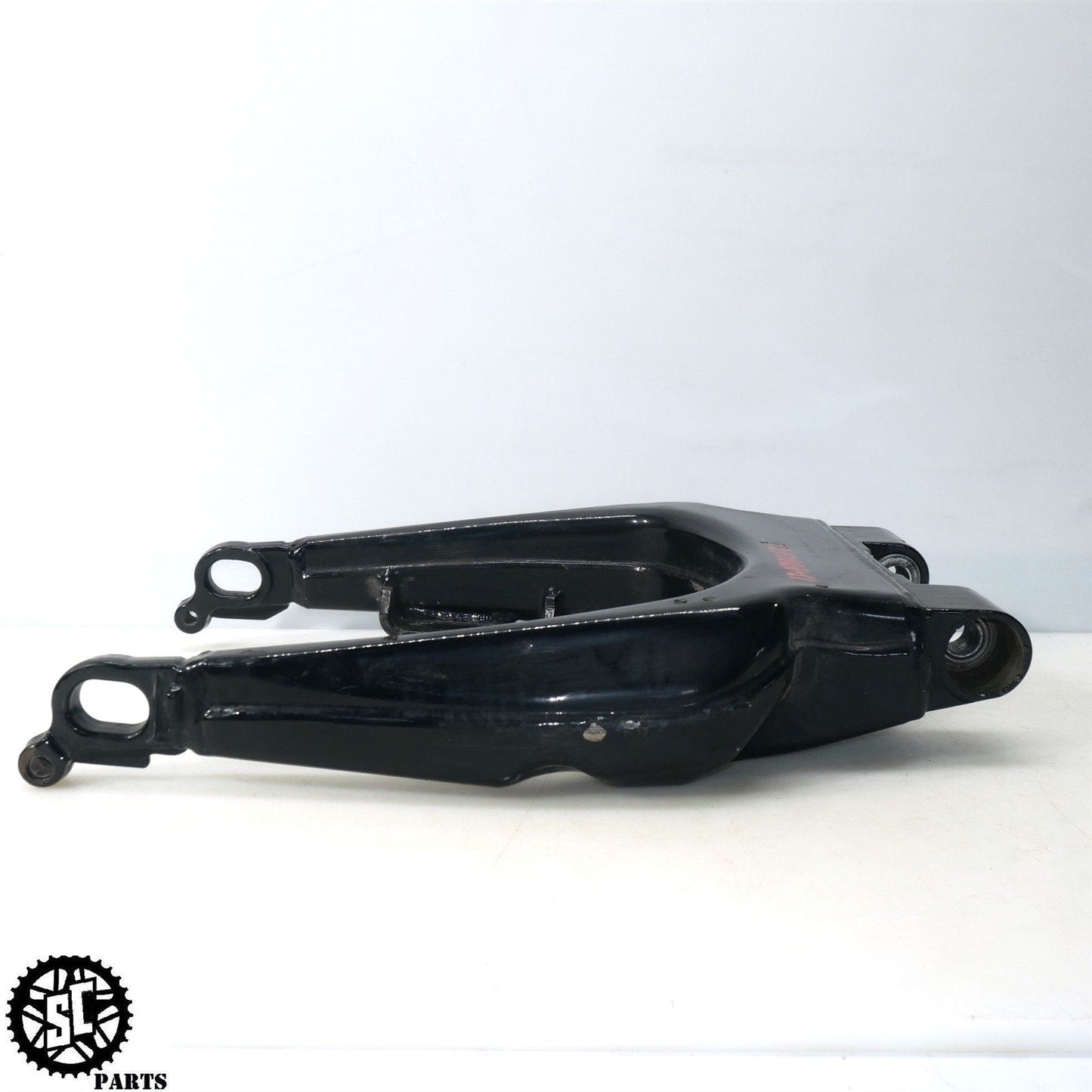 09-13 HARLEY DAVIDSON ROAD KING SWINGARM HD11