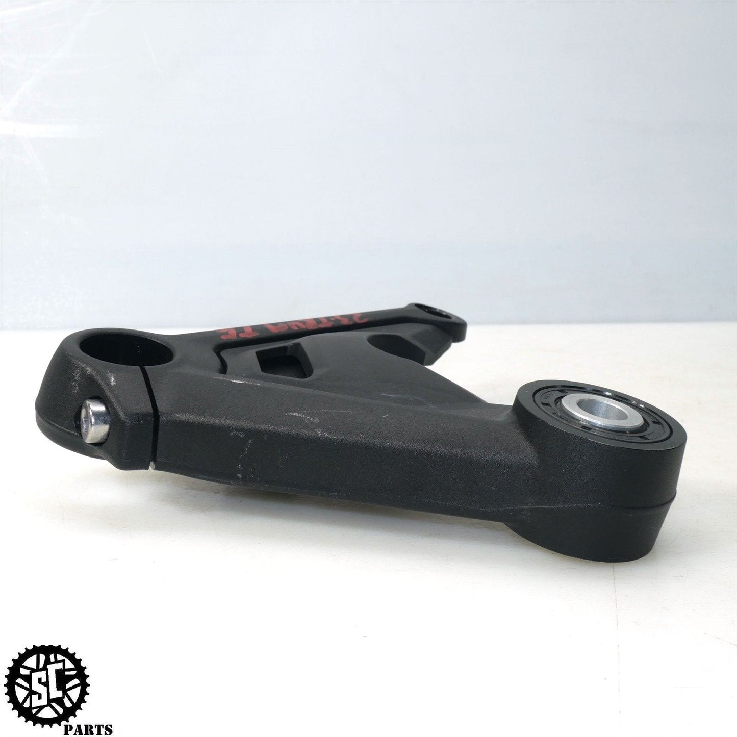 22-23 TRIUMPH TIGER 1200 REAR WHEEL SUPPORT BRACKET T25