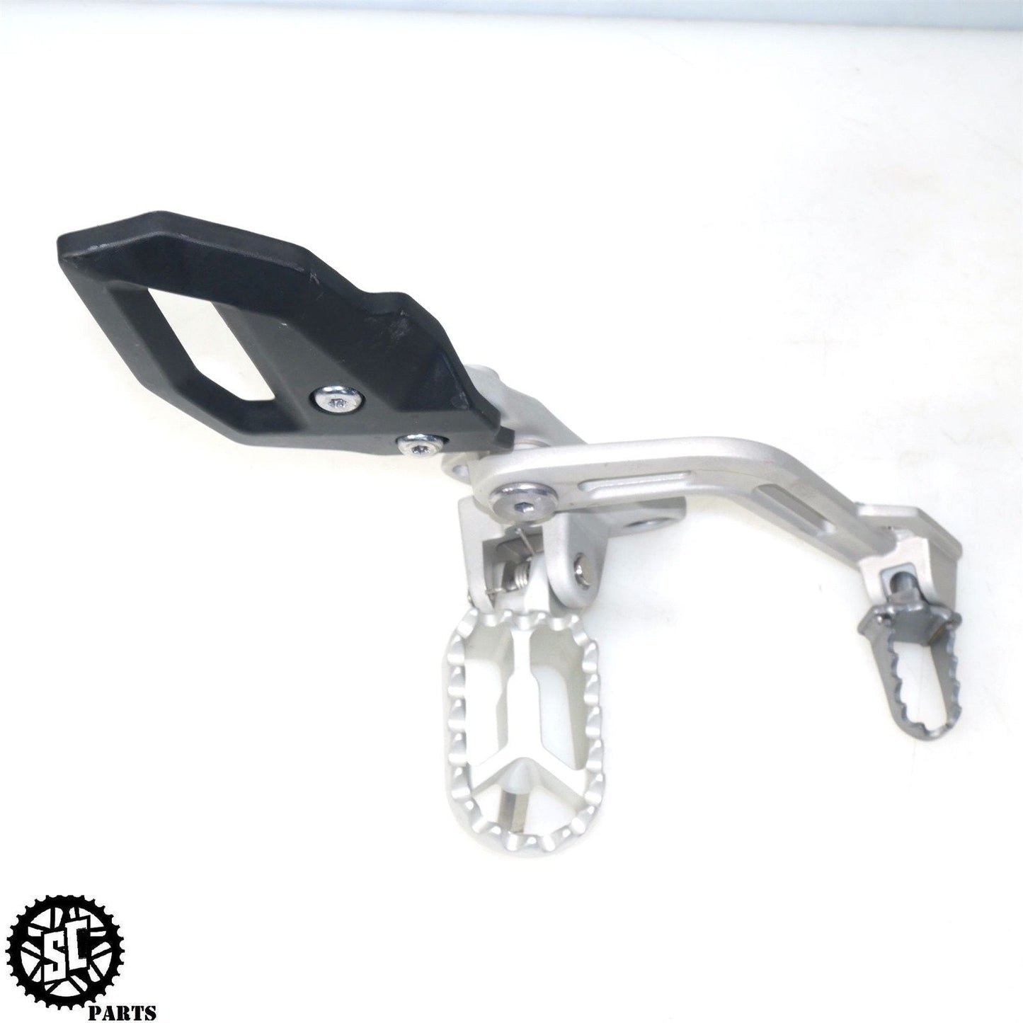 22-23 TRIUMPH TIGER 1200 RIGHT FOOT PEG BRAKE PEDAL T25