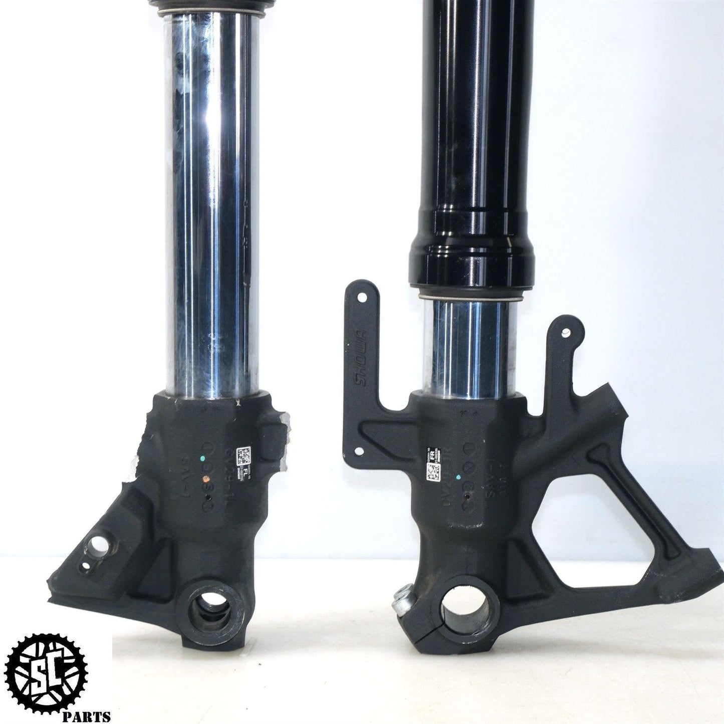 22-23 TRIUMPH TIGER 1200 SHOWA FRONT END FORK TUBE LEG SB T25