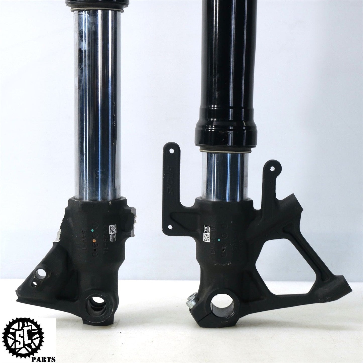 22-23 TRIUMPH TIGER 1200 SHOWA FRONT END FORK TUBE LEG SB T25