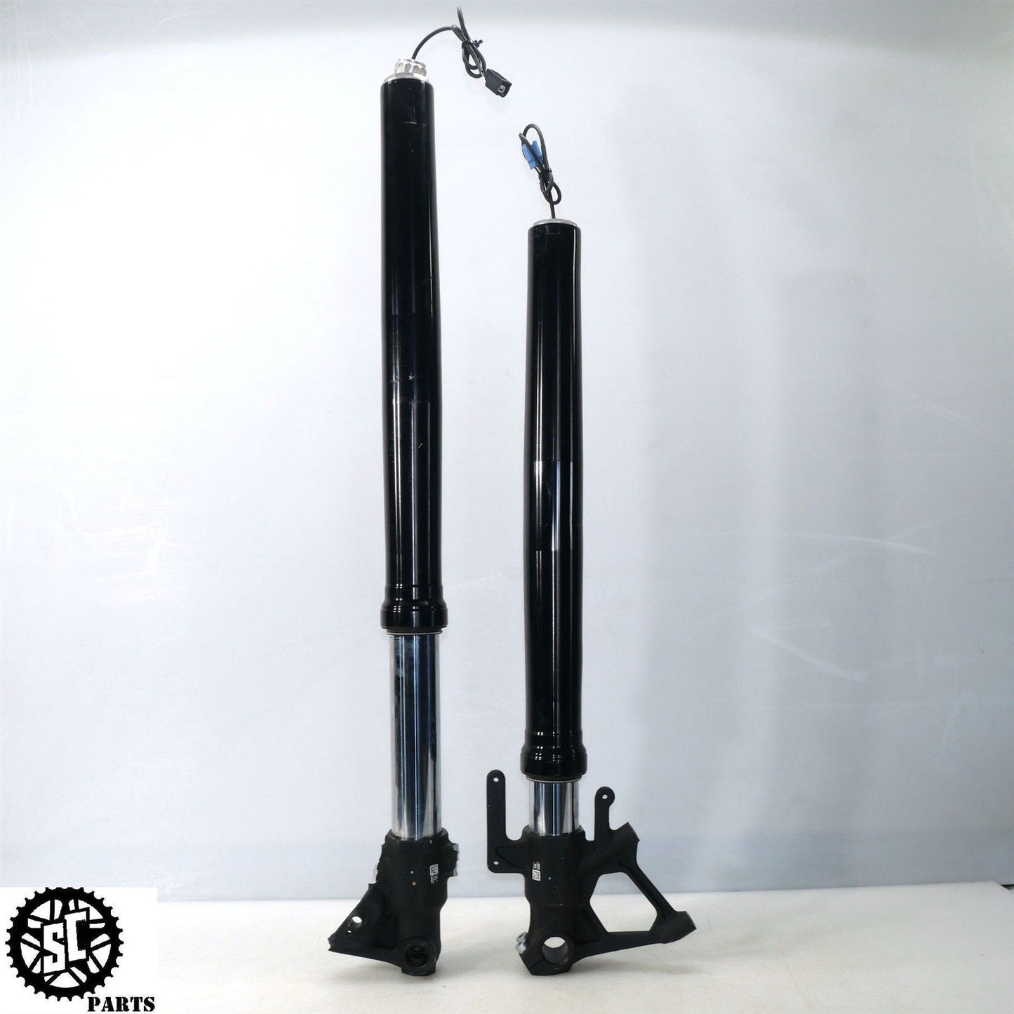 22-23 TRIUMPH TIGER 1200 SHOWA FRONT END FORK TUBE LEG SB T25