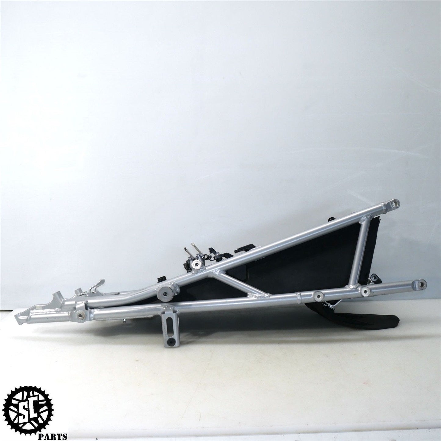 22-23 TRIUMPH TIGER 1200 REAR SUBFRAME TAIL BACK BATTERY TRAY T25