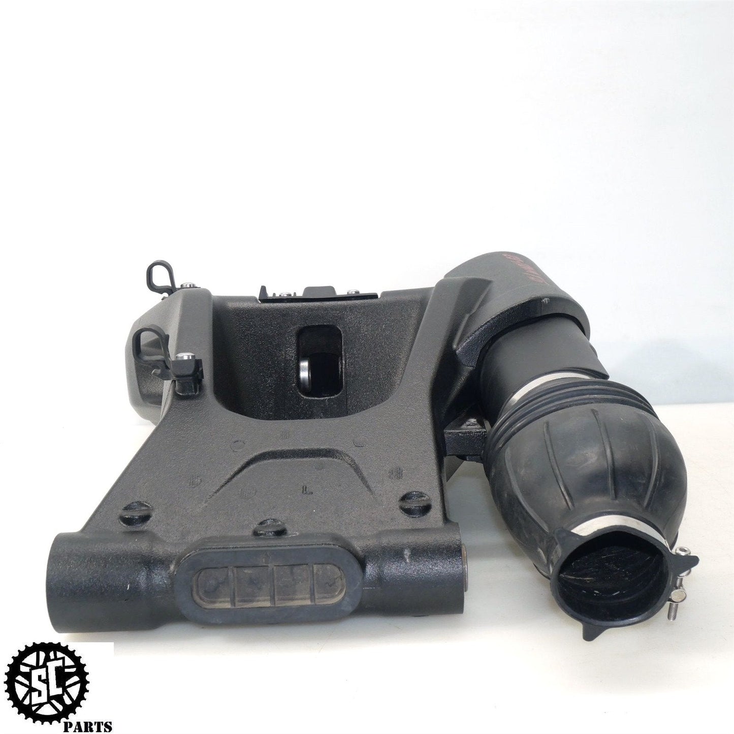 22-23 TRIUMPH TIGER 1200 REAR SWINGARM LONG DUST COVER T25