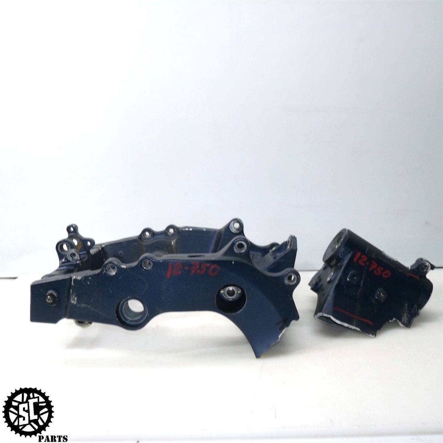 11-23 SUZUKI GSXR 600 750 FRAME CHASSIS *S* S01