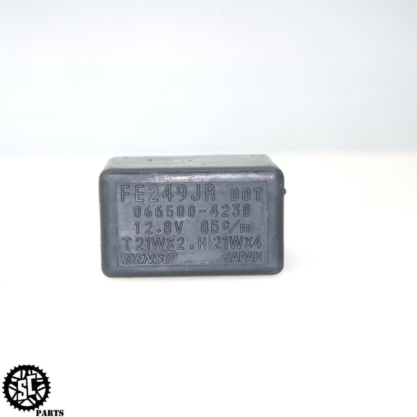 11-23 SUZUKI GSXR 600 750 FLASHER TURN SIGNAL BLINKER RELAY S14