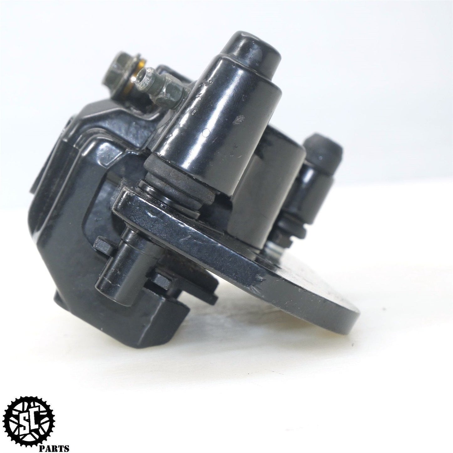 2021 CAN-AM OUTLANDER 570 DPS RIGHT REAR BRAKE CALIPER BRACKET