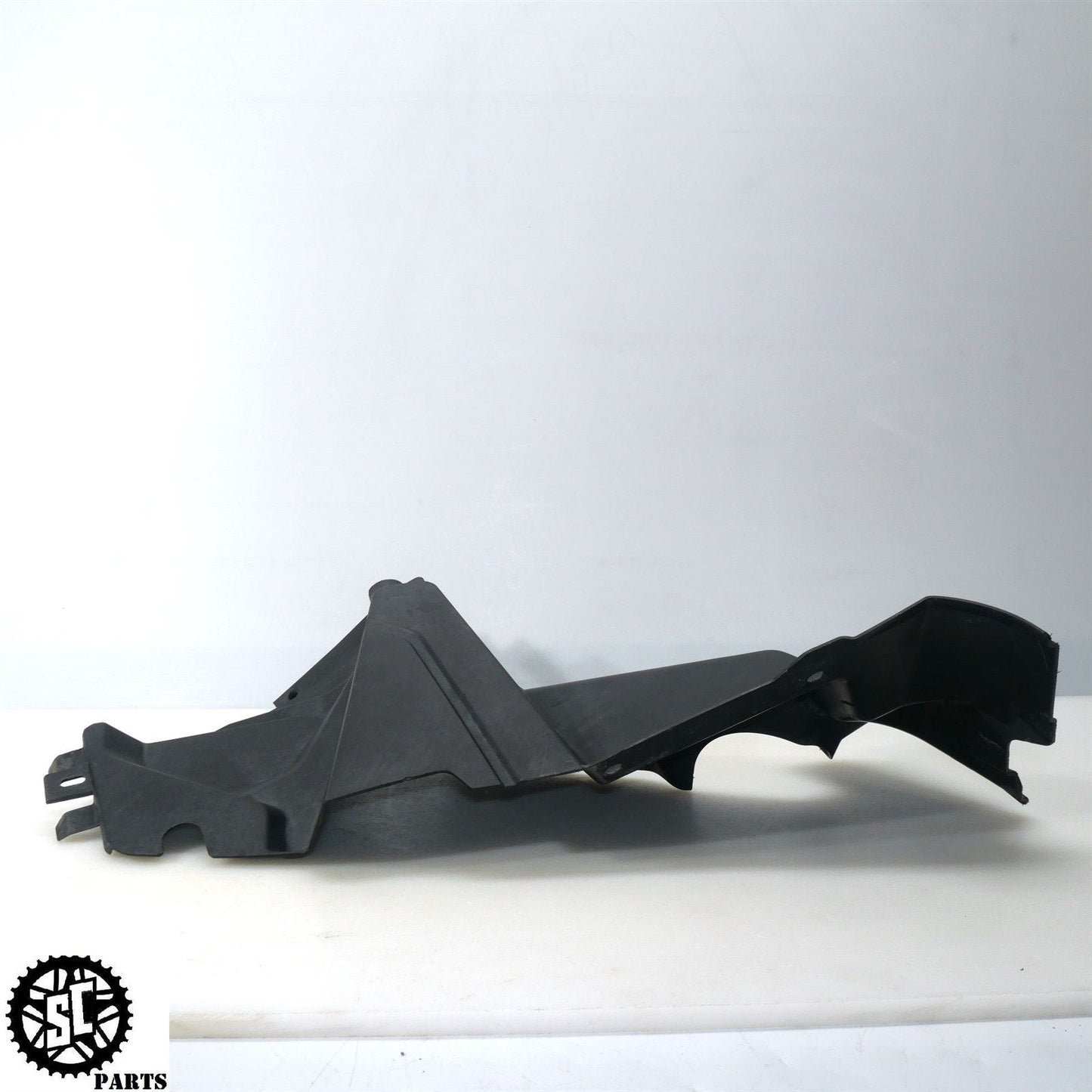 2021 CAN-AM OUTLANDER 570 DPS FRONT FENDER RIGHT INNER FAIRING TRIM