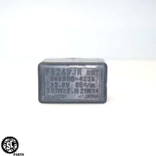 08-20 SUZUKI HAYABUSA GSXR1300R FLASHER TURN SIGNAL BLINKER LIGHT RELAY S13