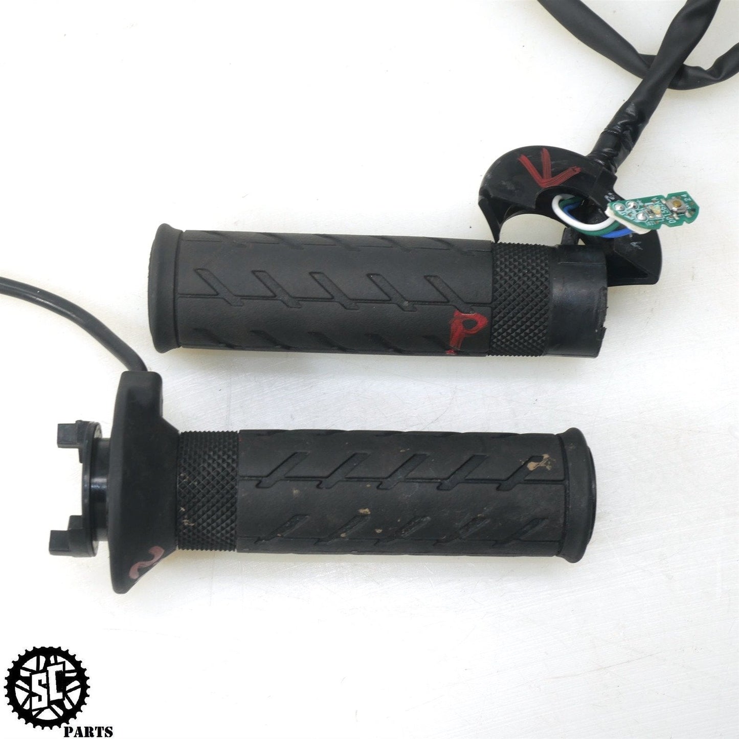 21-23 SUZUKI GSX-S 1000GT HEATED GRIP S19