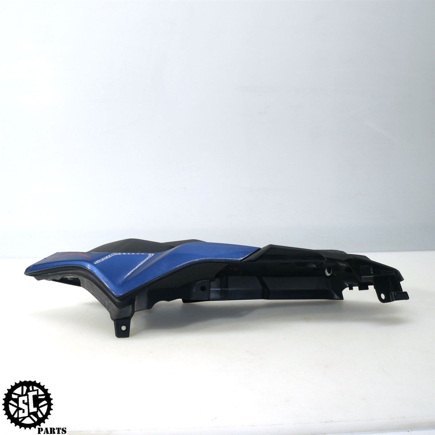 21-23 SUZUKI GSX-S 1000GT REAR RIGHT SIDE FAIRING BLUE S19