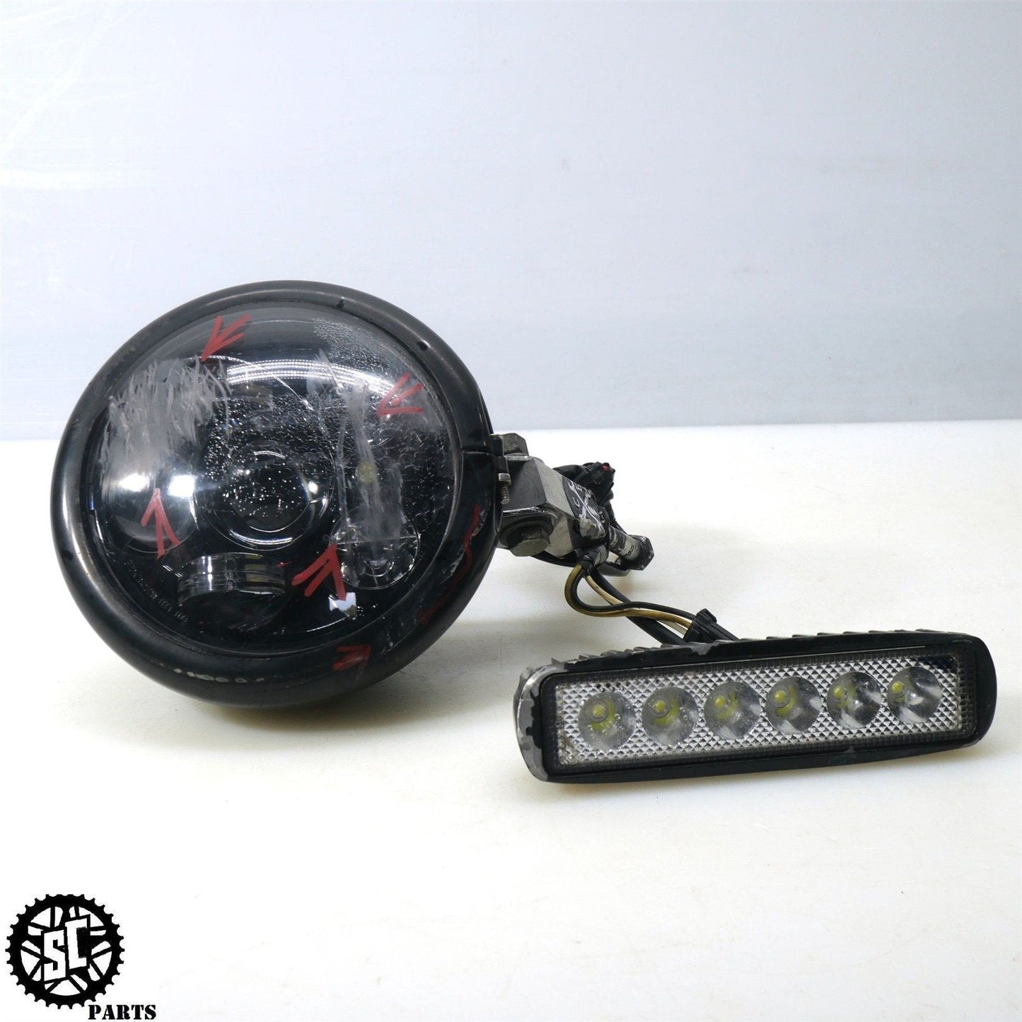 2014 HARLEY FXDB DYNA STREET BOB HEADLIGHT DAY MAKER HOUSING MOUNT HD43