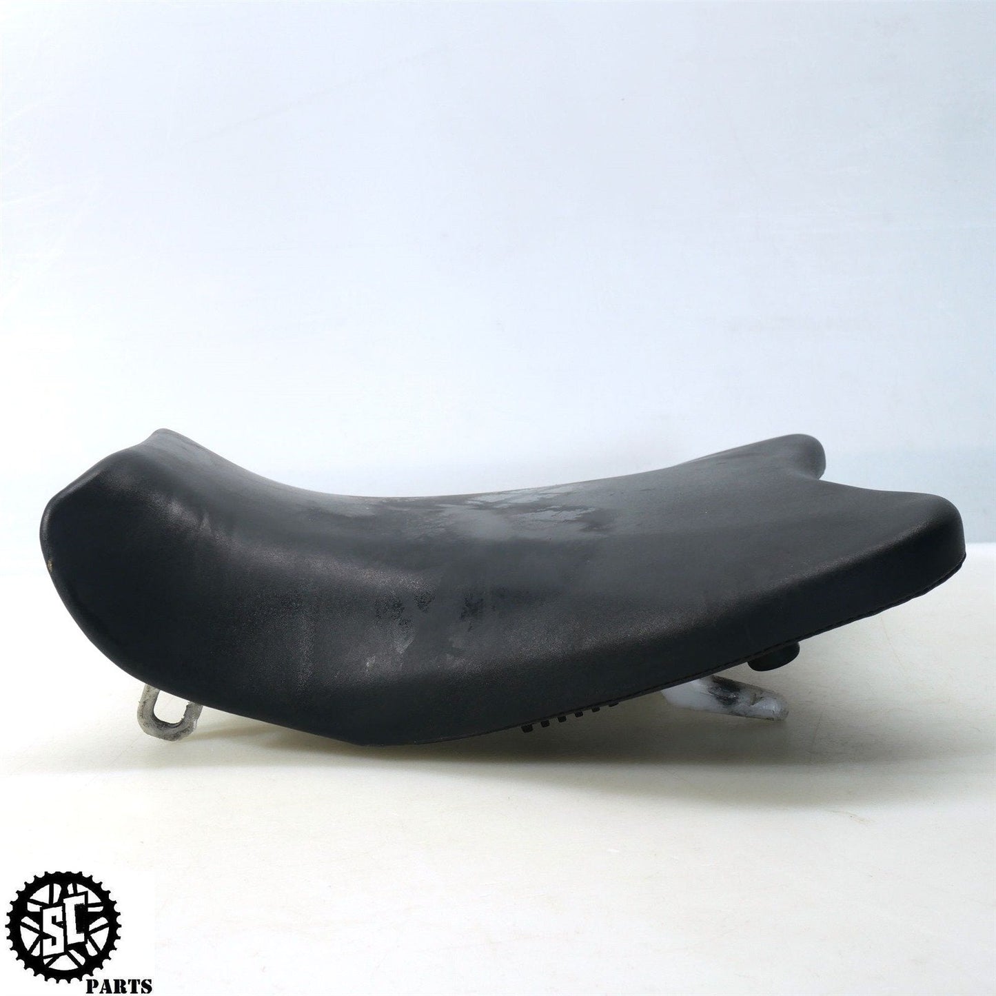 07 08 SUZUKI GSXR1000 FRONT SEAT S51