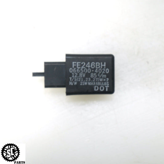 06 07 KAWASAKI NINJA ZX10R TURN SIGNAL BLINKER RELAY SWITCH K65