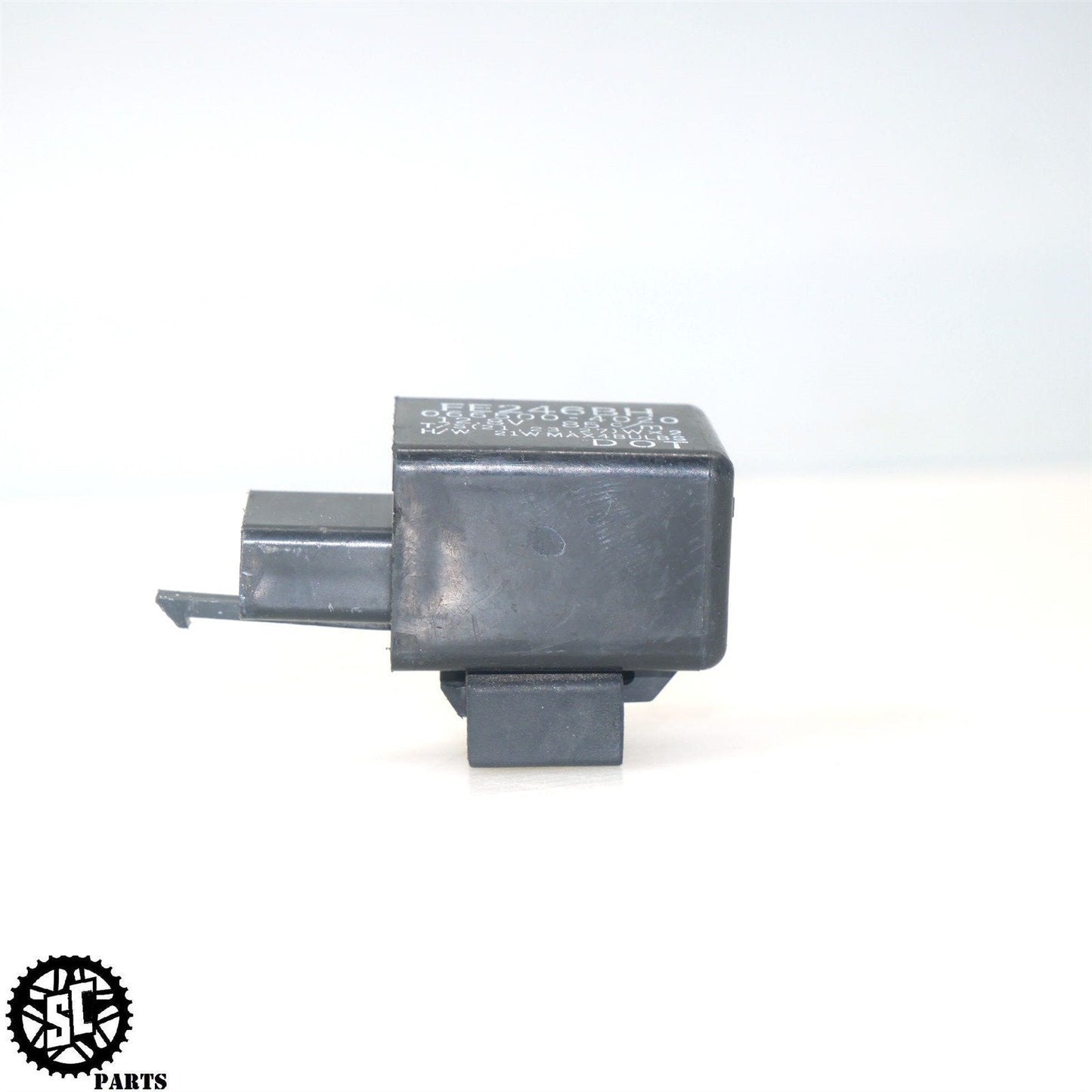 06 07 KAWASAKI NINJA ZX10R TURN SIGNAL BLINKER RELAY SWITCH K65