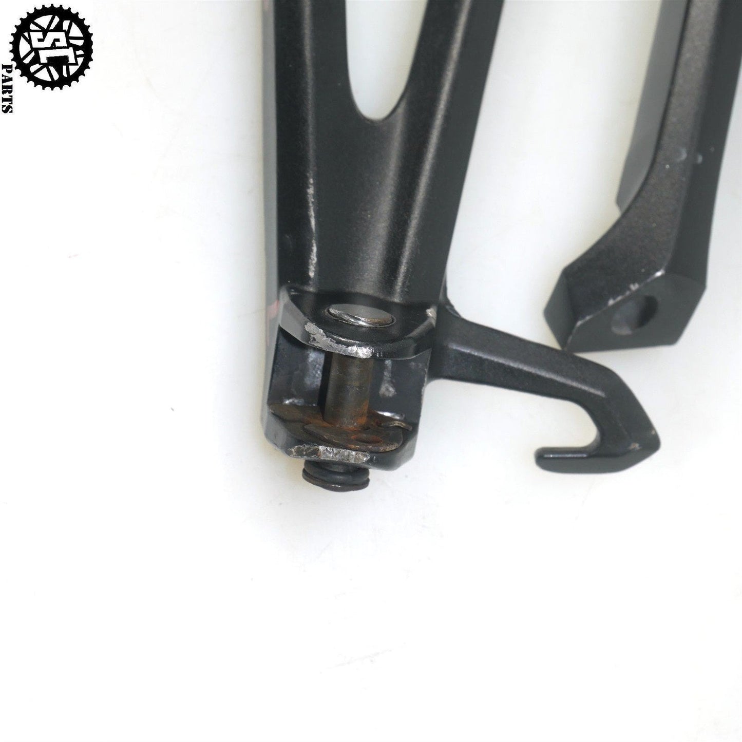 2014 SUZUKI GSXR600 PASSENGER PEGS BLACK S49