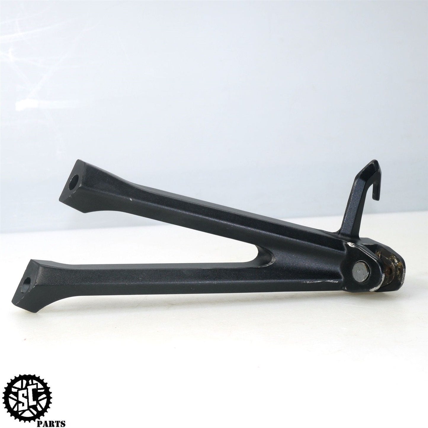 2014 SUZUKI GSXR600 PASSENGER PEGS BLACK S49