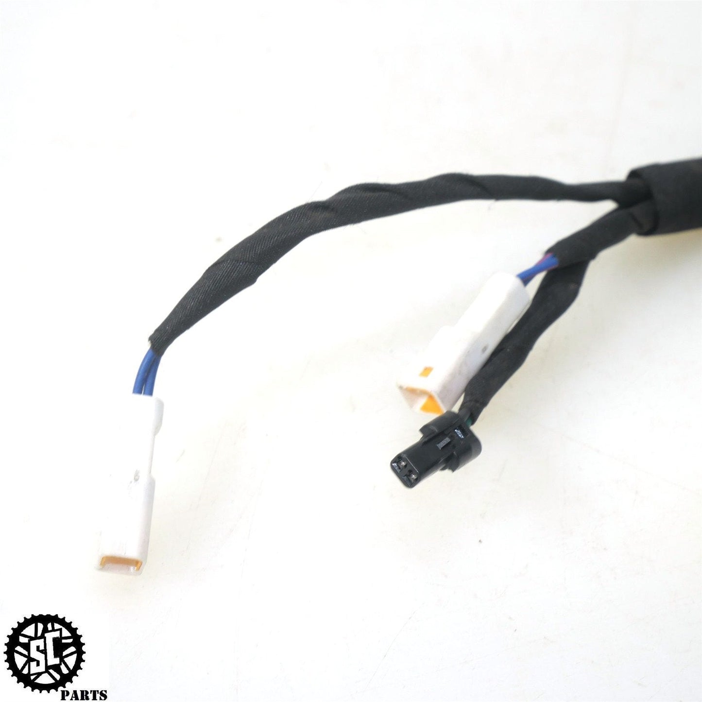 2023 INDIAN ROADMASTER REAR TAIL LIGHT WIRING HARNESS FENDER