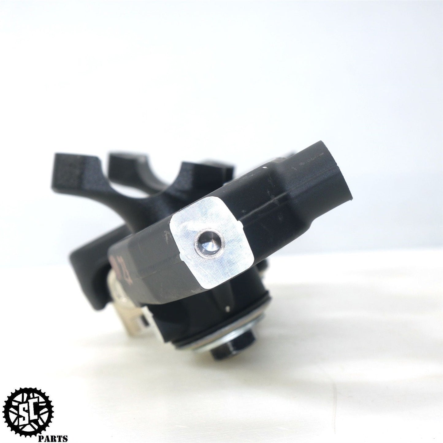 2023 INDIAN ROADMASTER TRIPLE TREE FORK CLAMP RISER