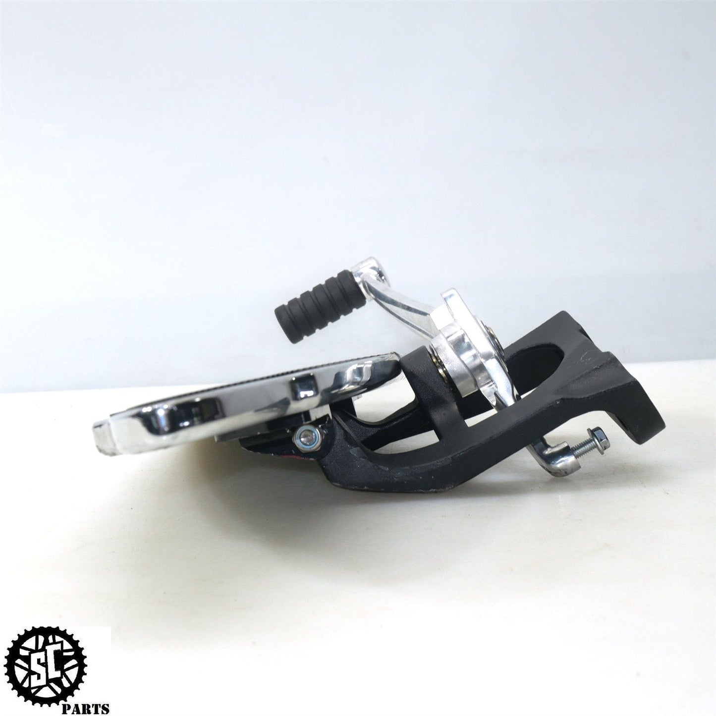 2023 INDIAN ROADMASTER LEFT FLOORBOARD SHIFTER BRACKET