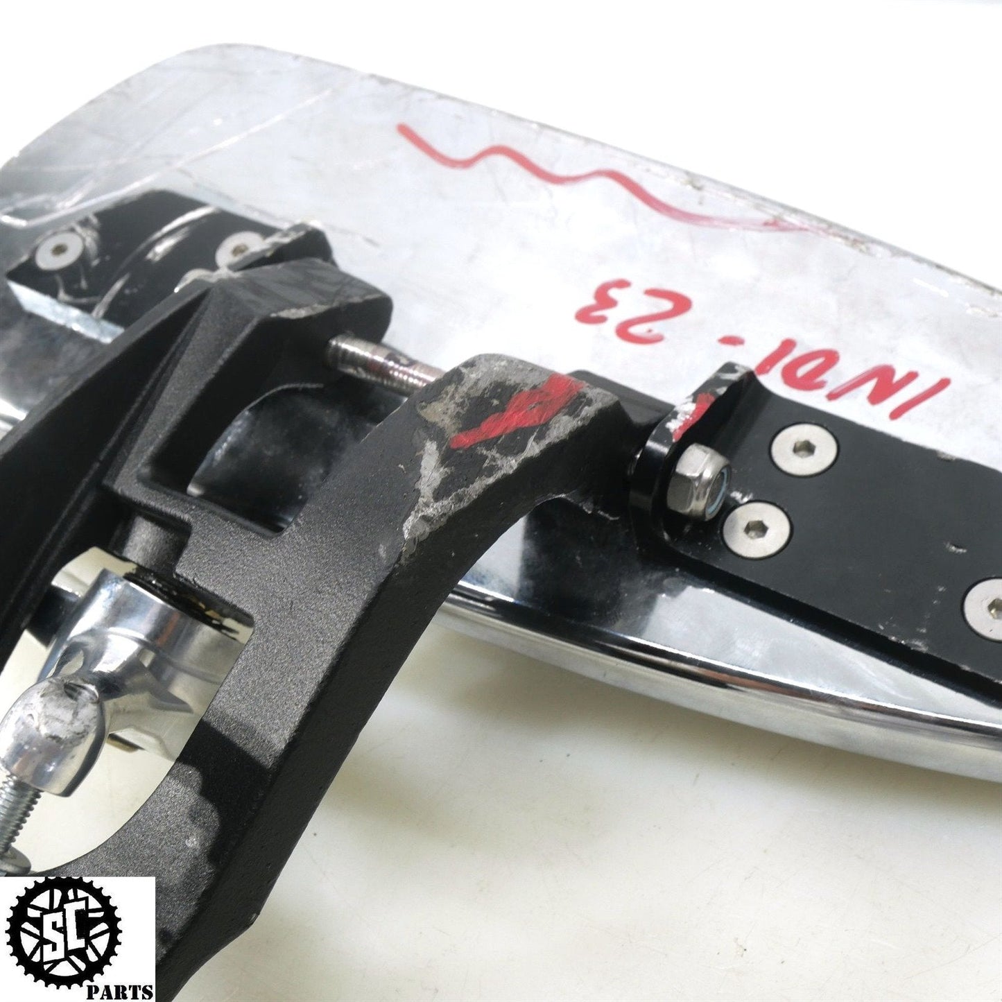 2023 INDIAN ROADMASTER LEFT FLOORBOARD SHIFTER BRACKET