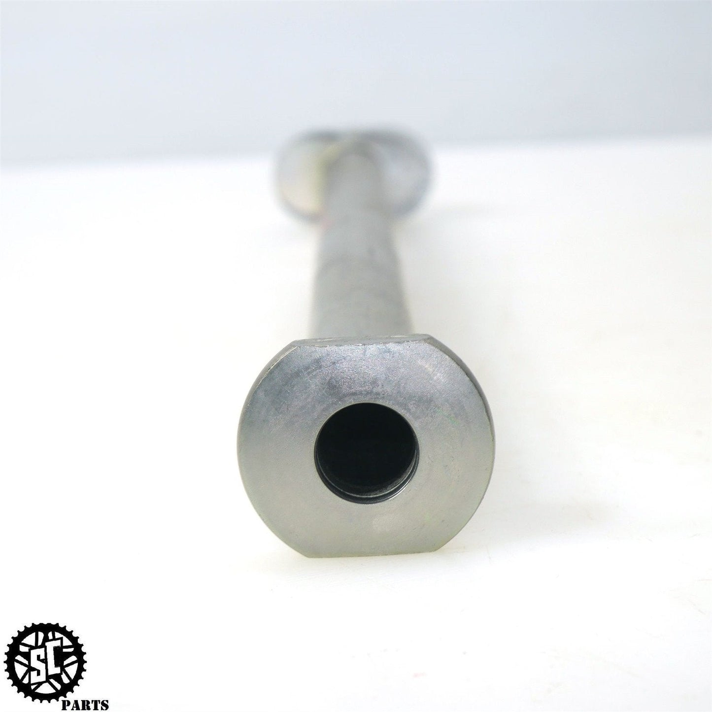 2023 INDIAN ROADMASTER REAR WHEEL AXLE SHAFT BOLT