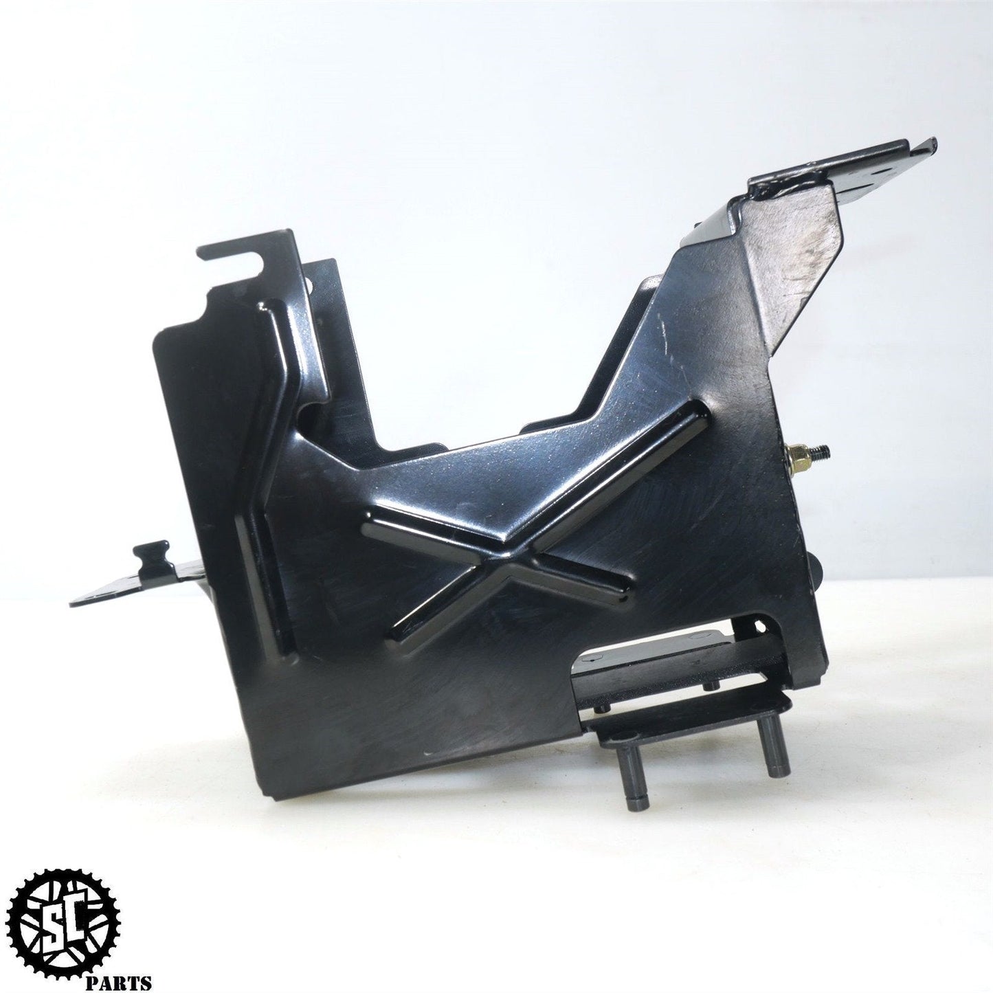 2023 INDIAN ROADMASTER BATTERY TRAY BOX HD27