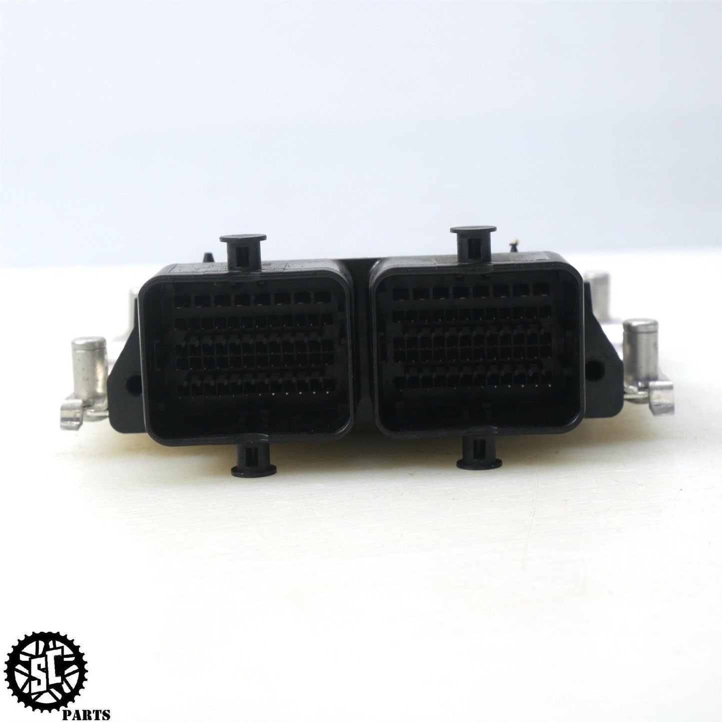 17-23 2023 INDIAN ROADMASTER ECU COMPUTER ECM MODULE HD27