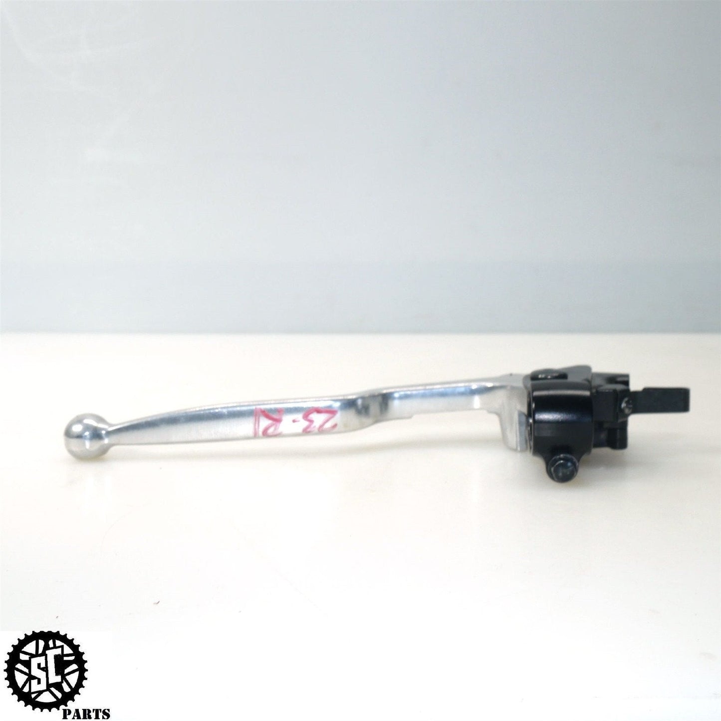 2020-2022 YAMAHA YZF R1 CLUTCH PERCH CABLE BRACKET LEVER Y30