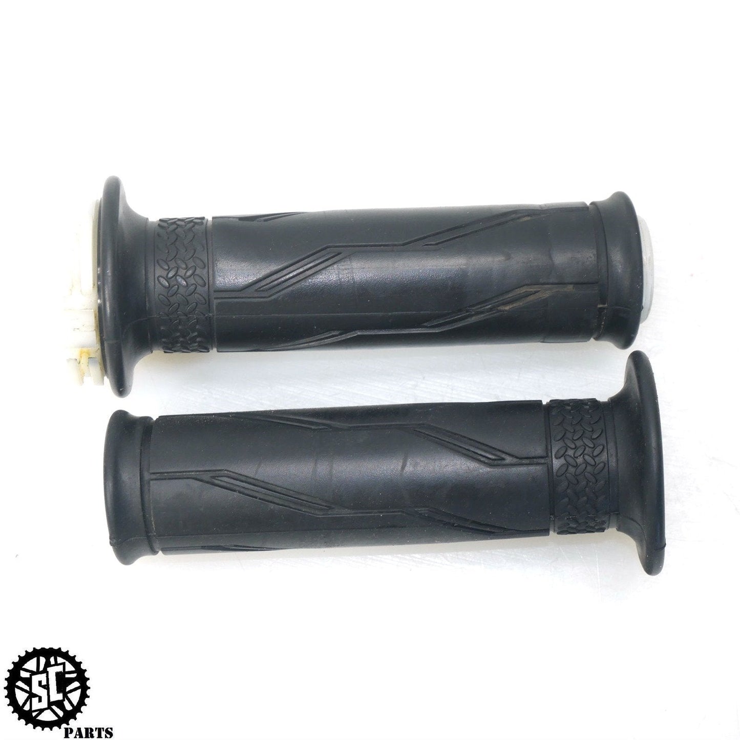 08-16 YAMAHA YZF R6 HANDLEBAR GRIP THROTTLE TUBE Y32