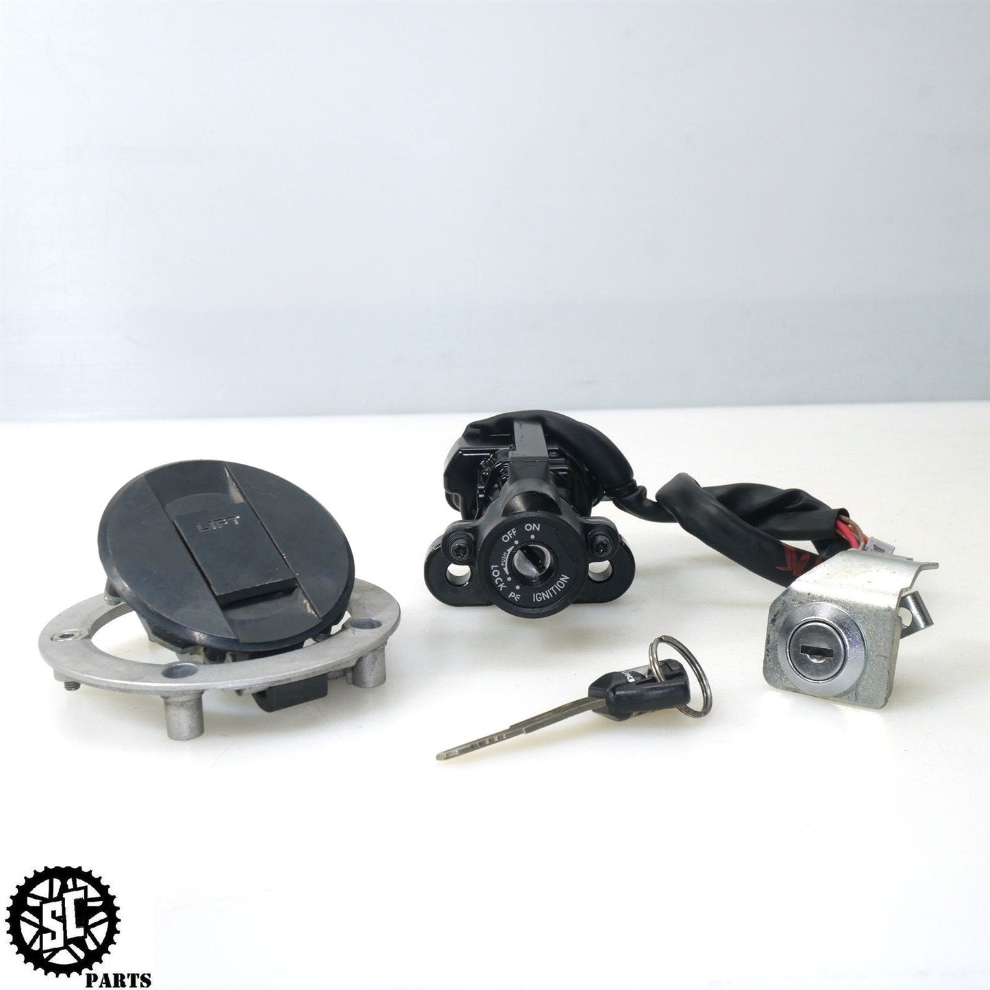 2009 SUZUKI GSXR1000 LOCK SET IGNITION SWITCH KEY S53