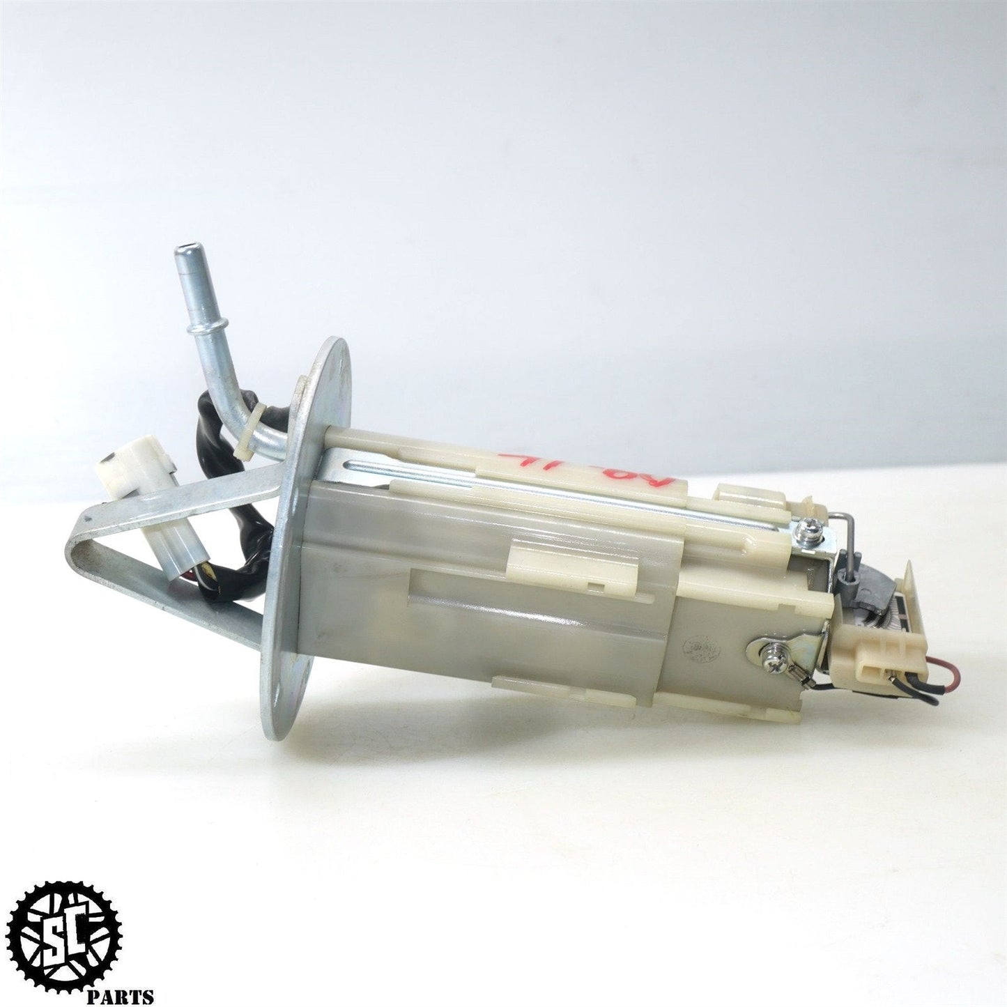 2009 SUZUKI GSXR1000 FUEL PUMP S53