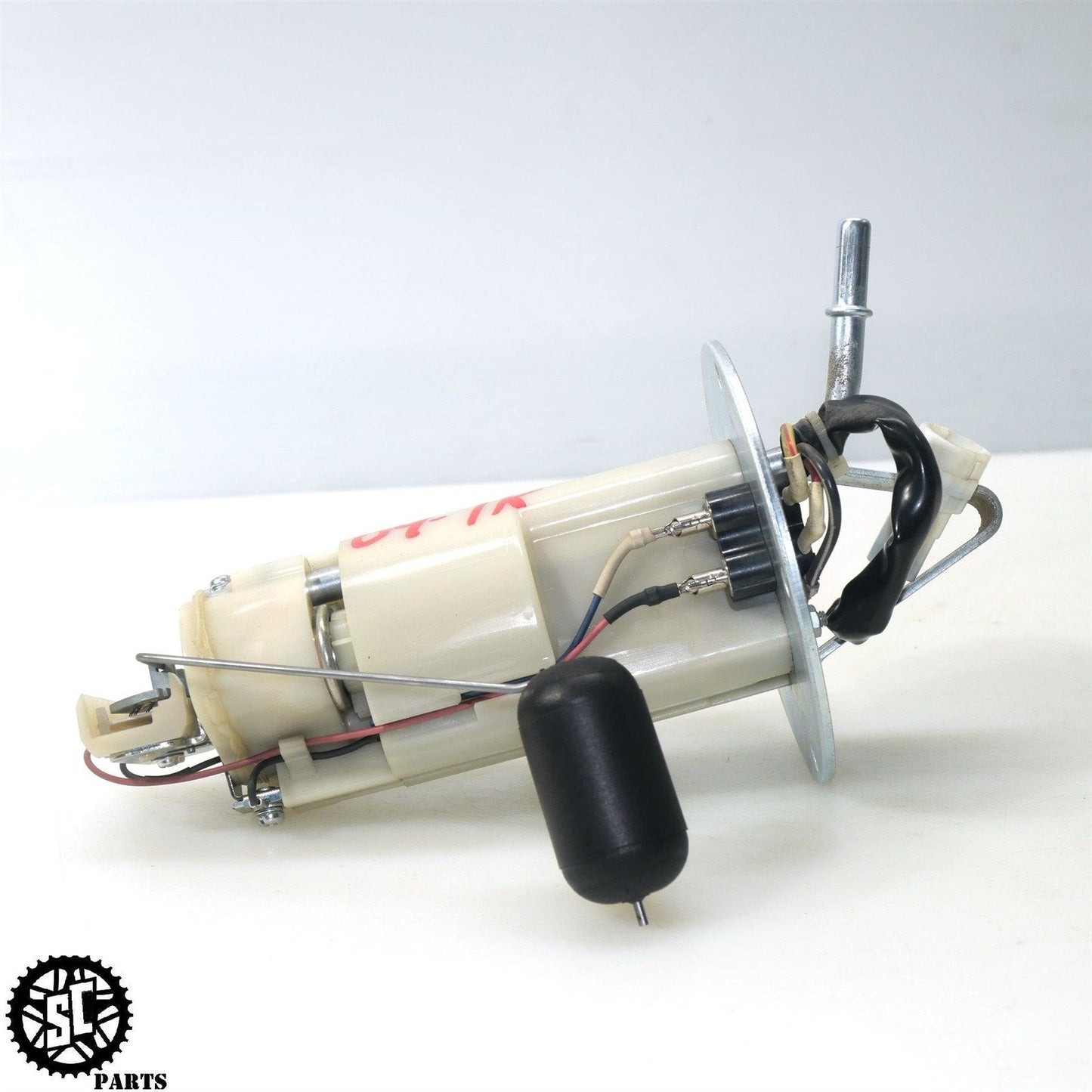 2009 SUZUKI GSXR1000 FUEL PUMP S53