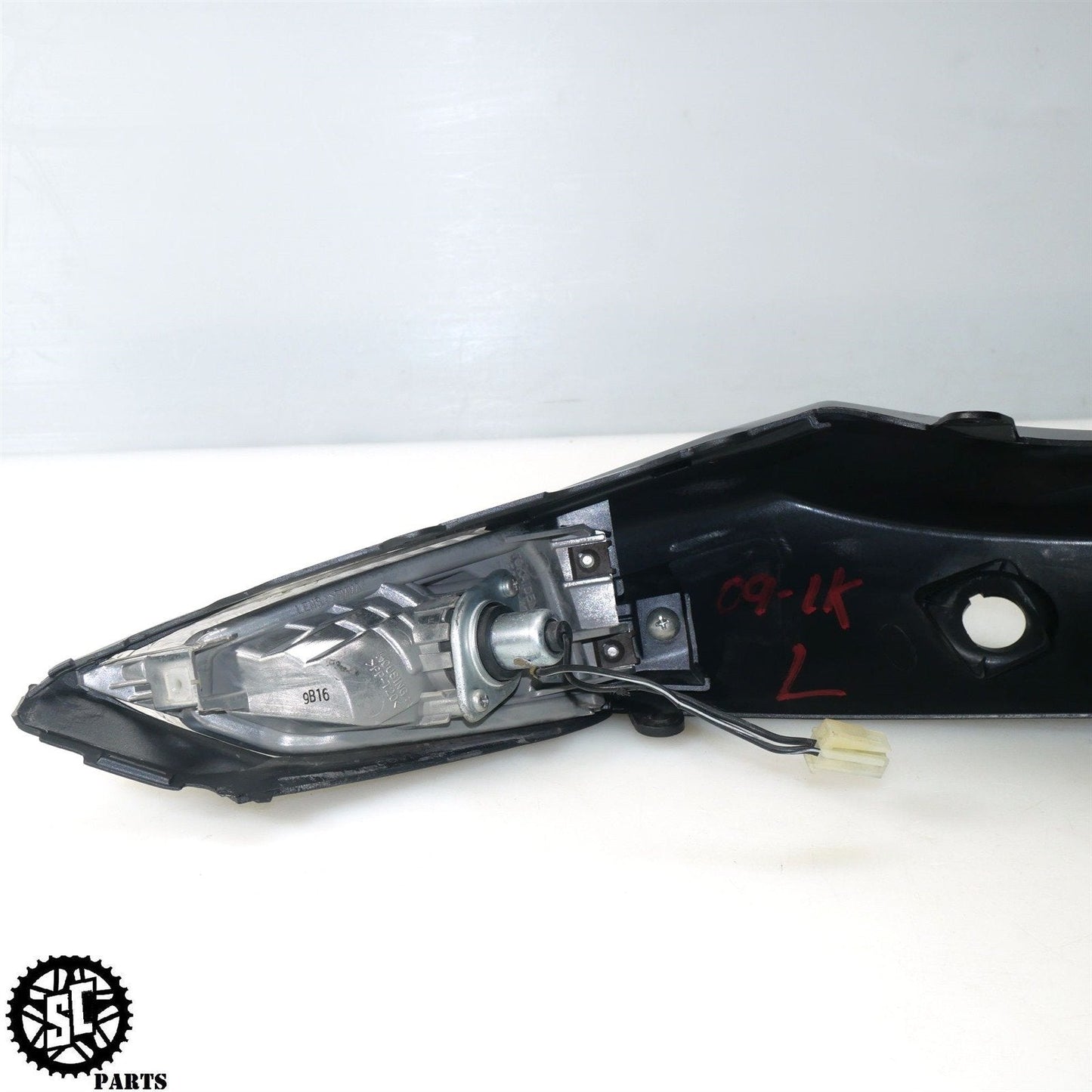 2009 SUZUKI GSXR1000 LEFT TAIL FAIRING TURN SIGNAL S53