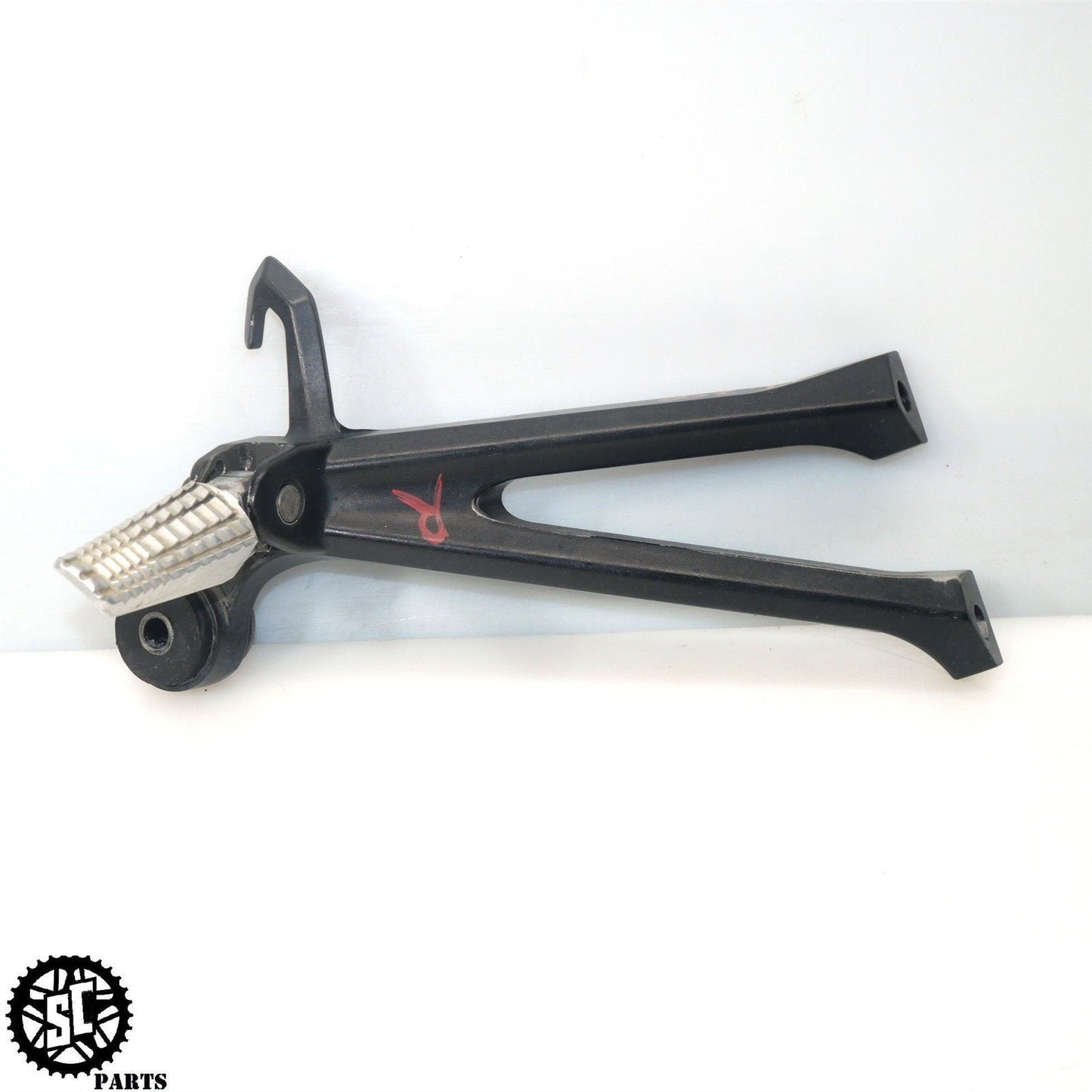 2013 SUZUKI GSXR 750 REAR PASSENGER PEGS BLACK S60