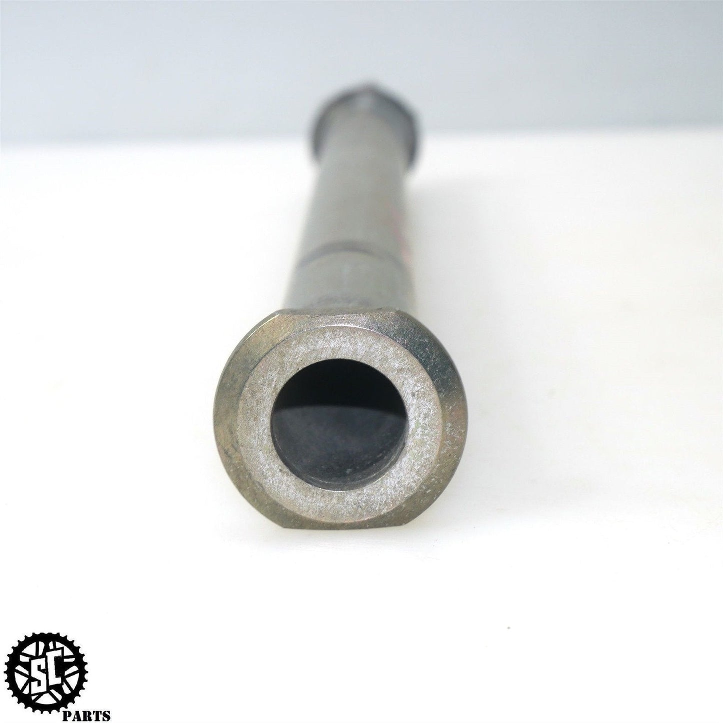 2013 SUZUKI GSXR 750 REAR WHEEL AXLE BOLT S60