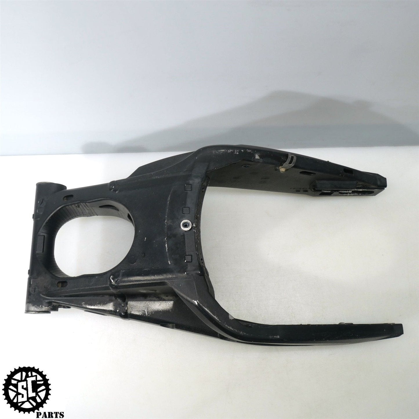 2013 SUZUKI GSXR 750 SWINGARM S60