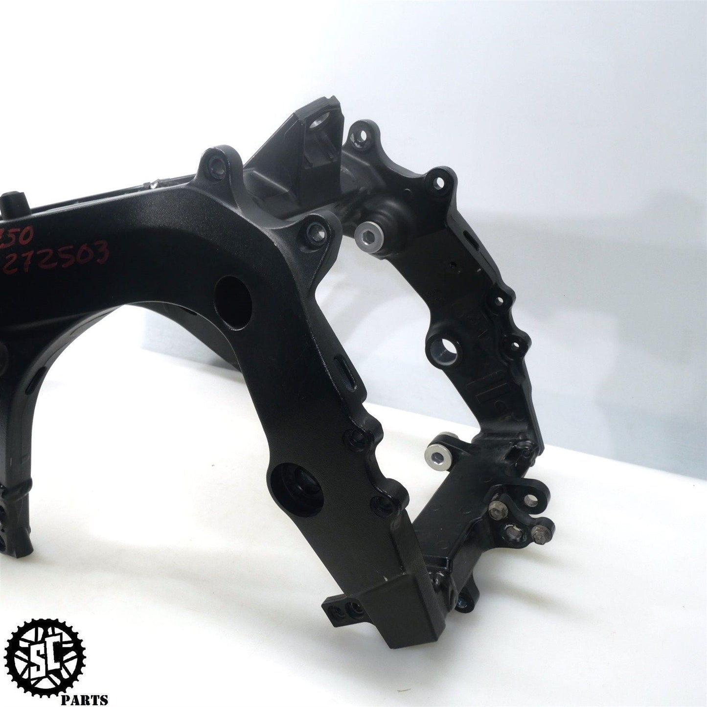 2013 SUZUKI GSXR 750 FRAME CHASSIS *S* S60