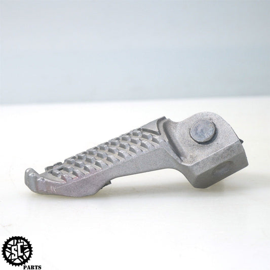 21-23 KAWASAKI NINJA ZX10R RIGHT REARSET FOOT PEG K04