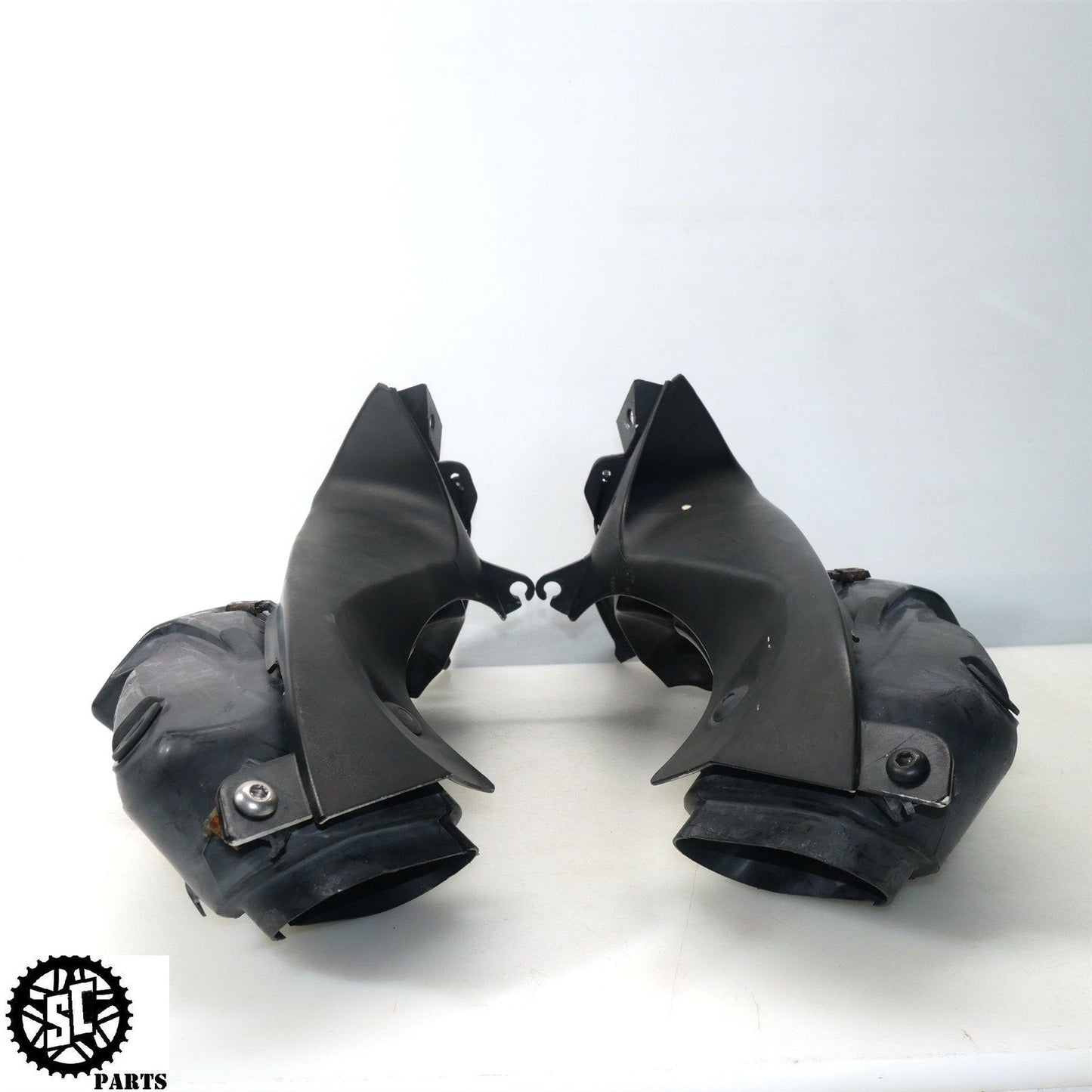 2007 SUZUKI GSXR 600 RAM AIR DUCT TUBE COVER S41