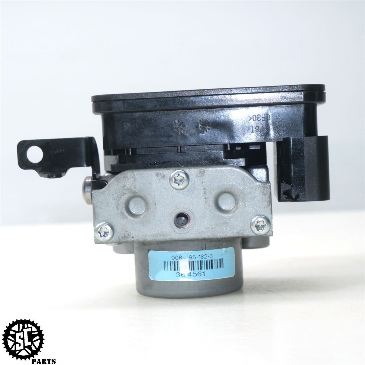 2015 TRIUMPH STREET TRIPLE 675 ABS MODULE BRAKE PUMP T22