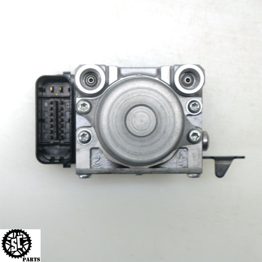 2015 TRIUMPH STREET TRIPLE 675 ABS MODULE BRAKE PUMP T22