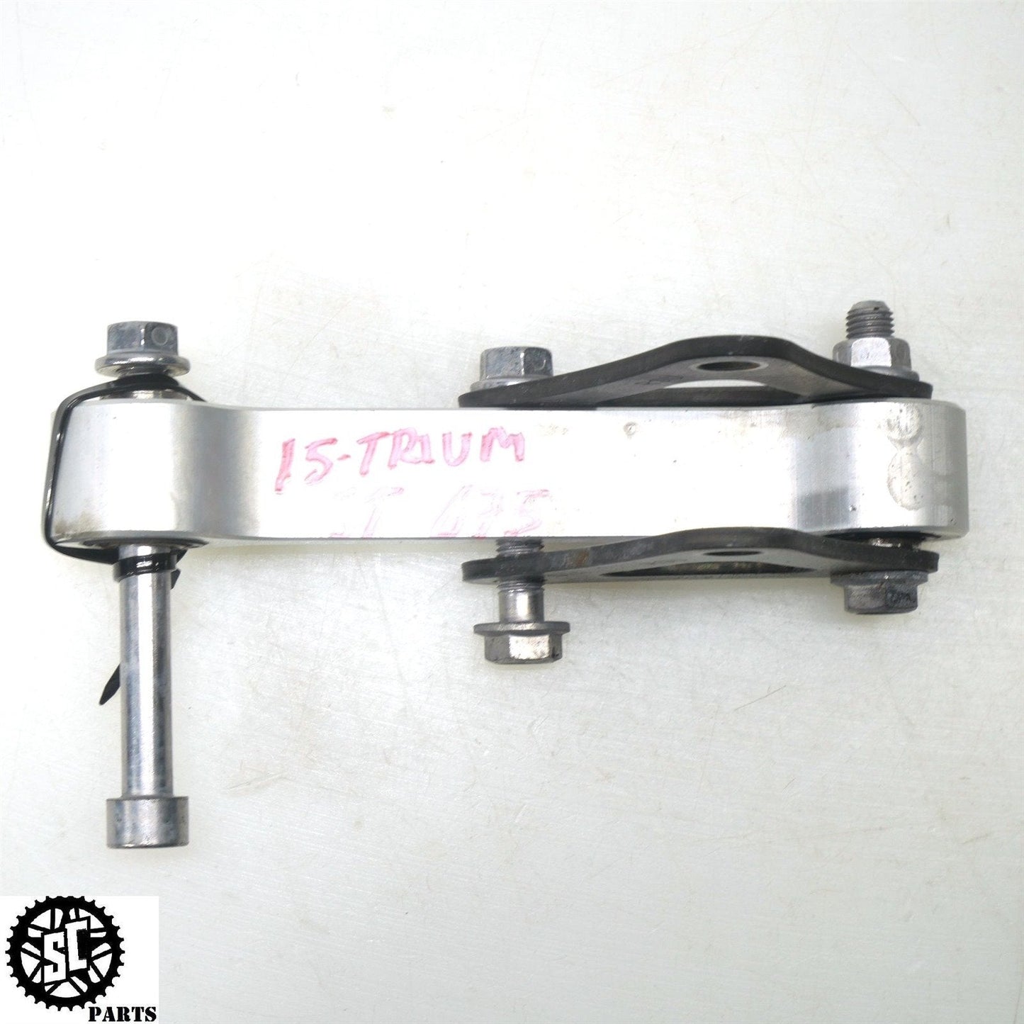 2015 TRIUMPH STREET TRIPLE 675 REAR SHOCK SUSPENSION LINKAGE DOG BONE T22