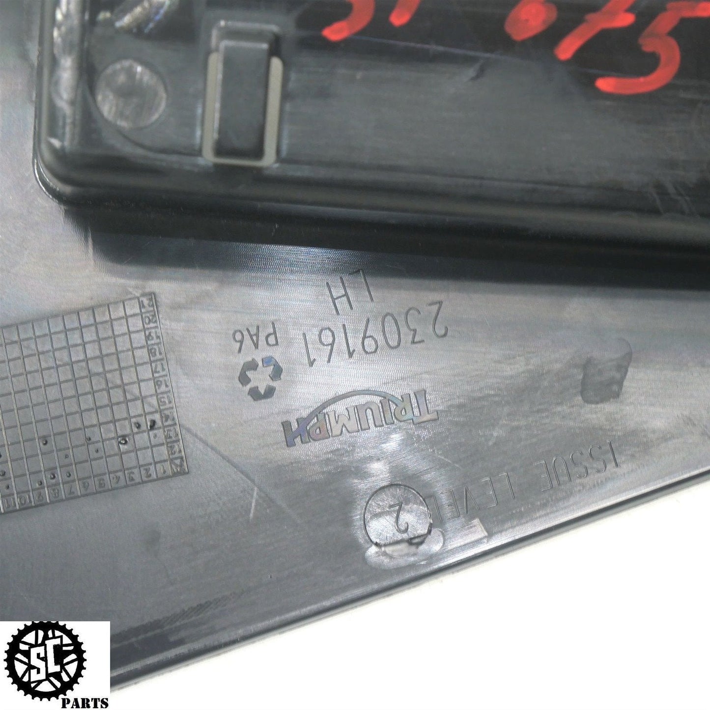 2015 TRIUMPH STREET TRIPLE 675 RIGHT SIDE INNER FAIRING COVER T22