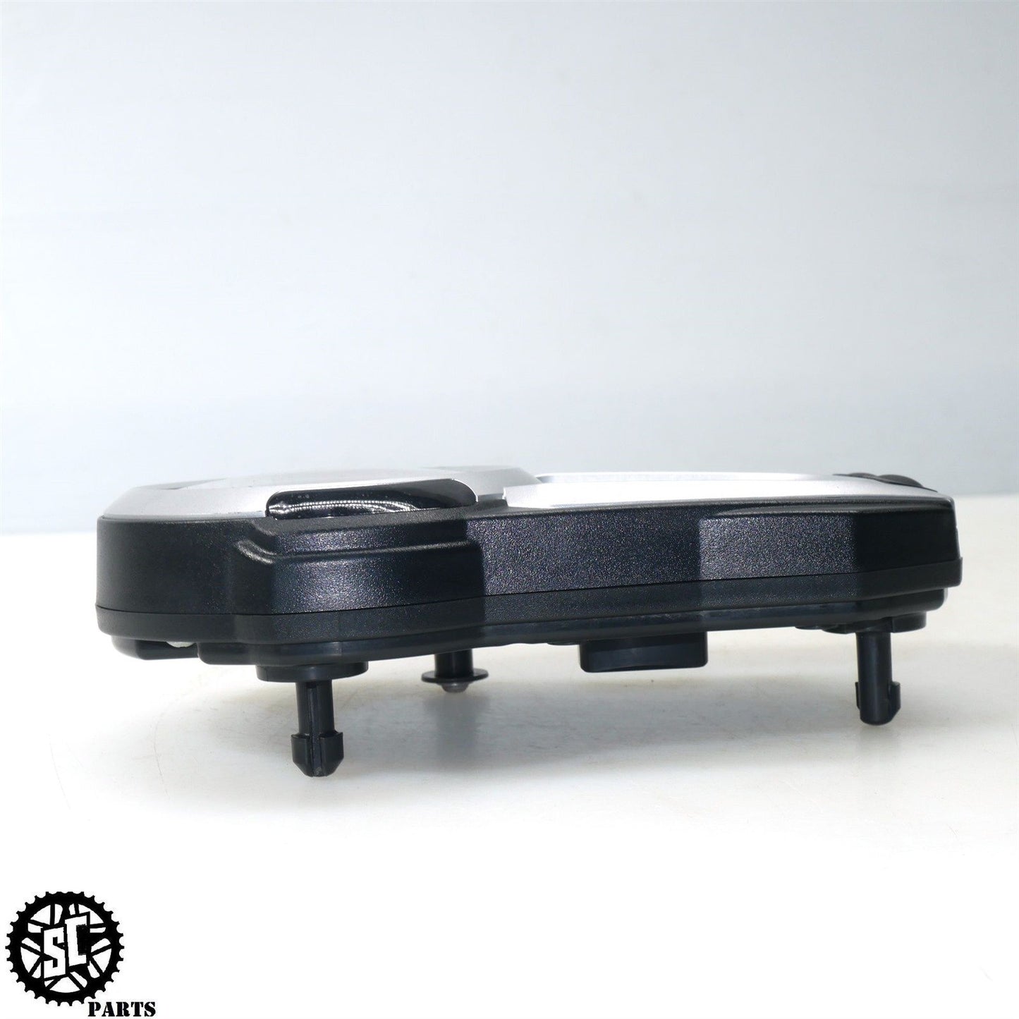 2015 TRIUMPH STREET TRIPLE 675 SPEEDOMETER GAUGE CLUSTER SPEEDO 21K T22