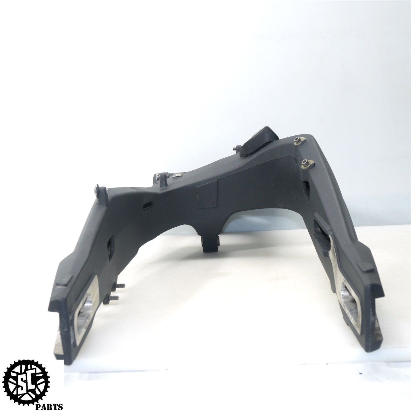 2015 TRIUMPH STREET TRIPLE 675 REAR SWINGARM T22